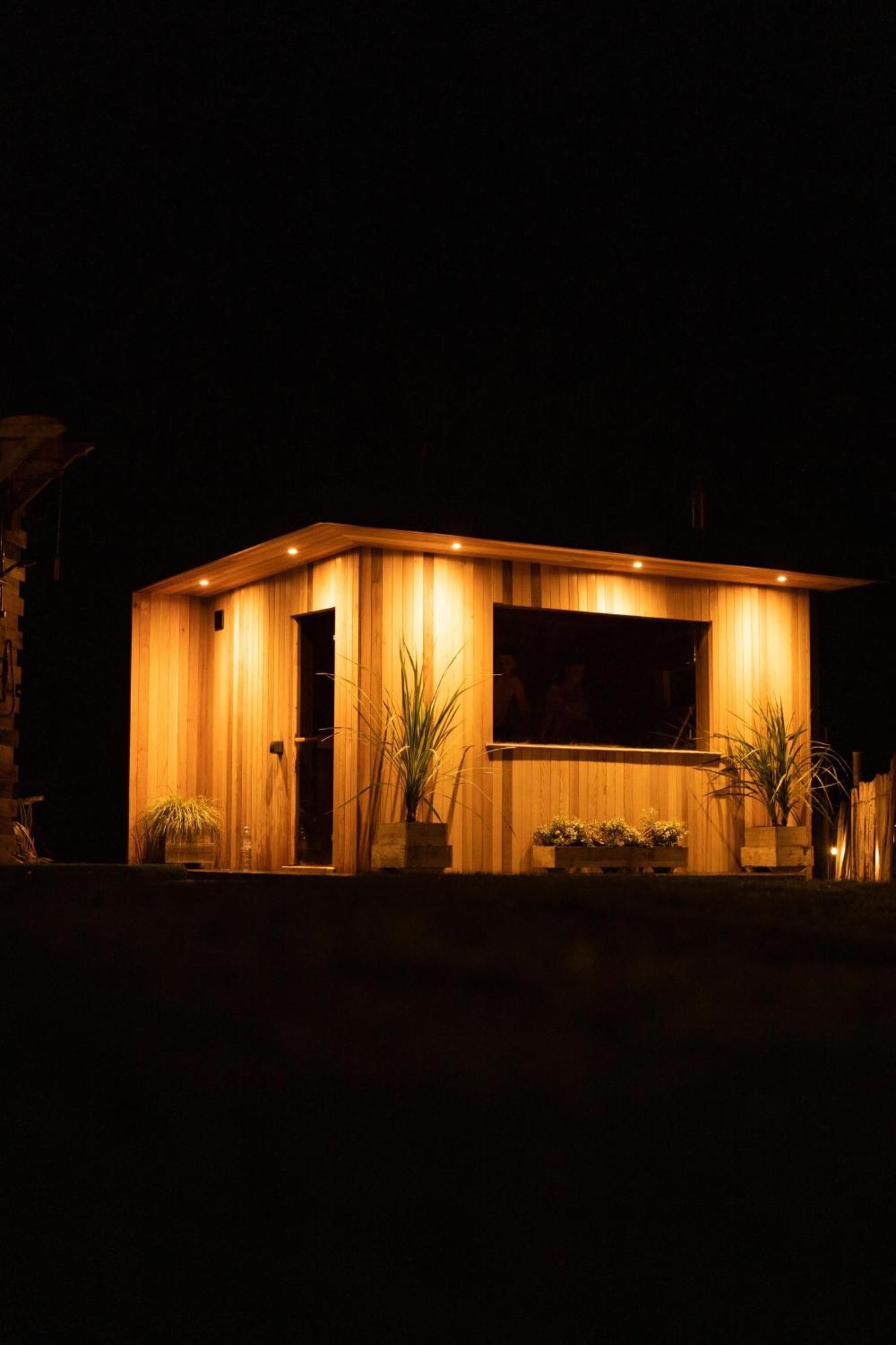 Rostrevor Mountain Lodge - Glamping Pods - Revive Sauna & Hot Tubs Ngoại thất bức ảnh