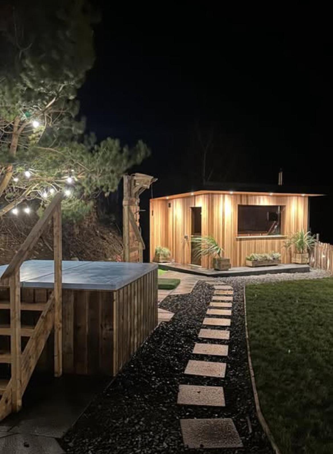 Rostrevor Mountain Lodge - Glamping Pods - Revive Sauna & Hot Tubs Ngoại thất bức ảnh
